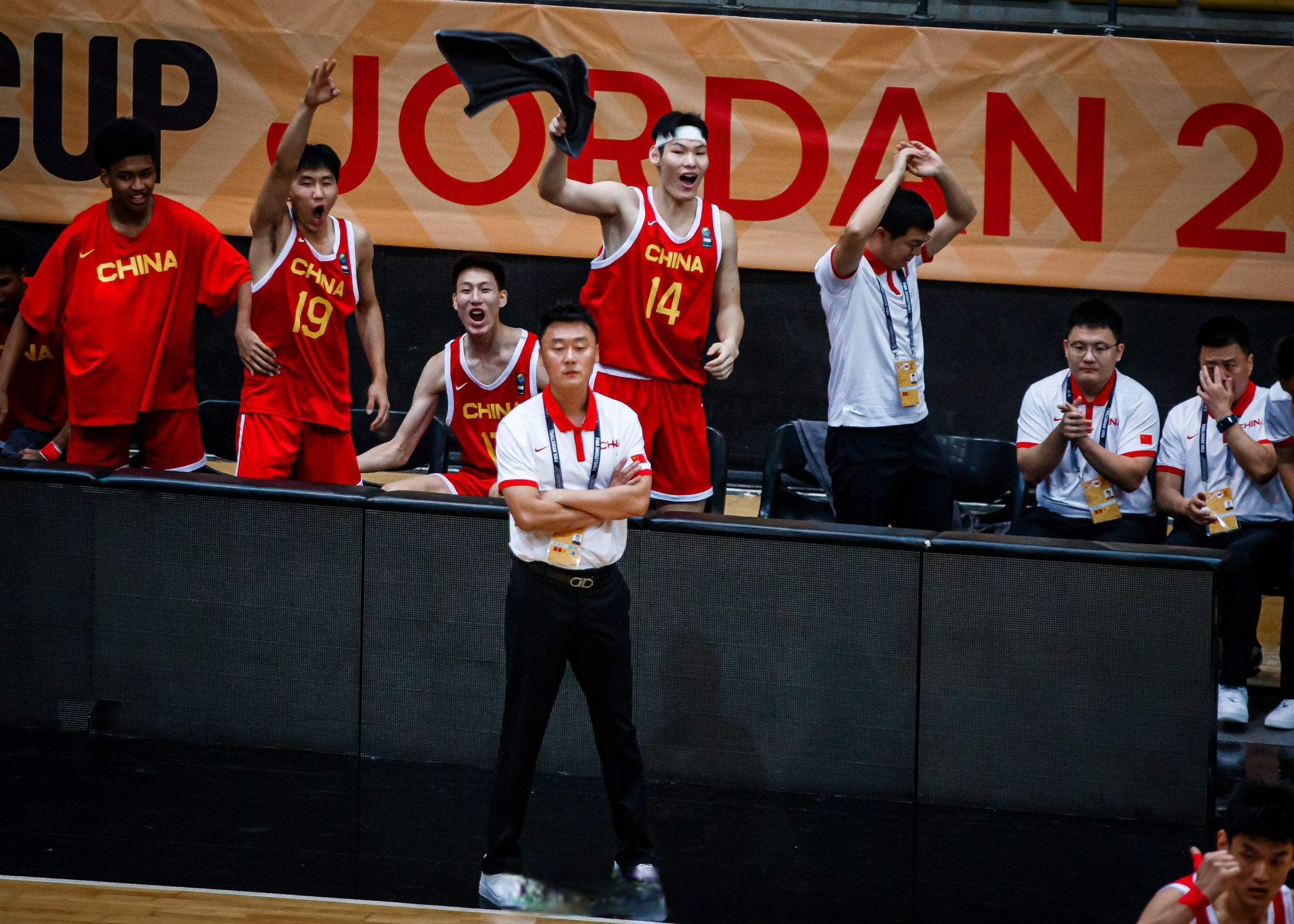 开云线上-窗口期突围战来临，北京首钢围绕NBA季后赛队长鼓劲，压力陡增，控场能力受关注(北京首钢男篮优势)